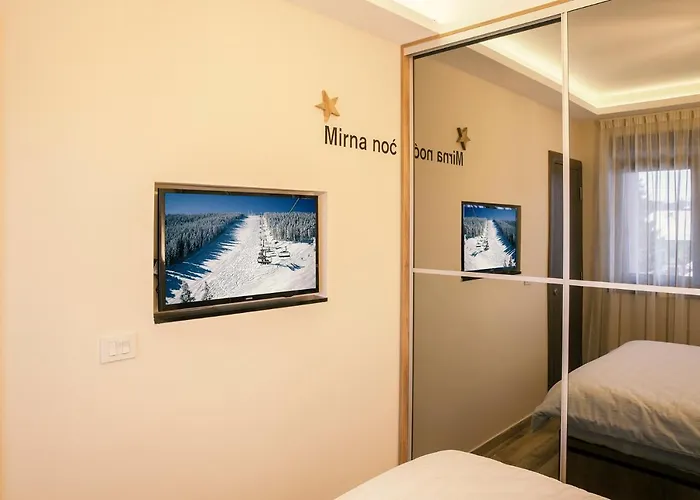 Wood Stars Apartament *